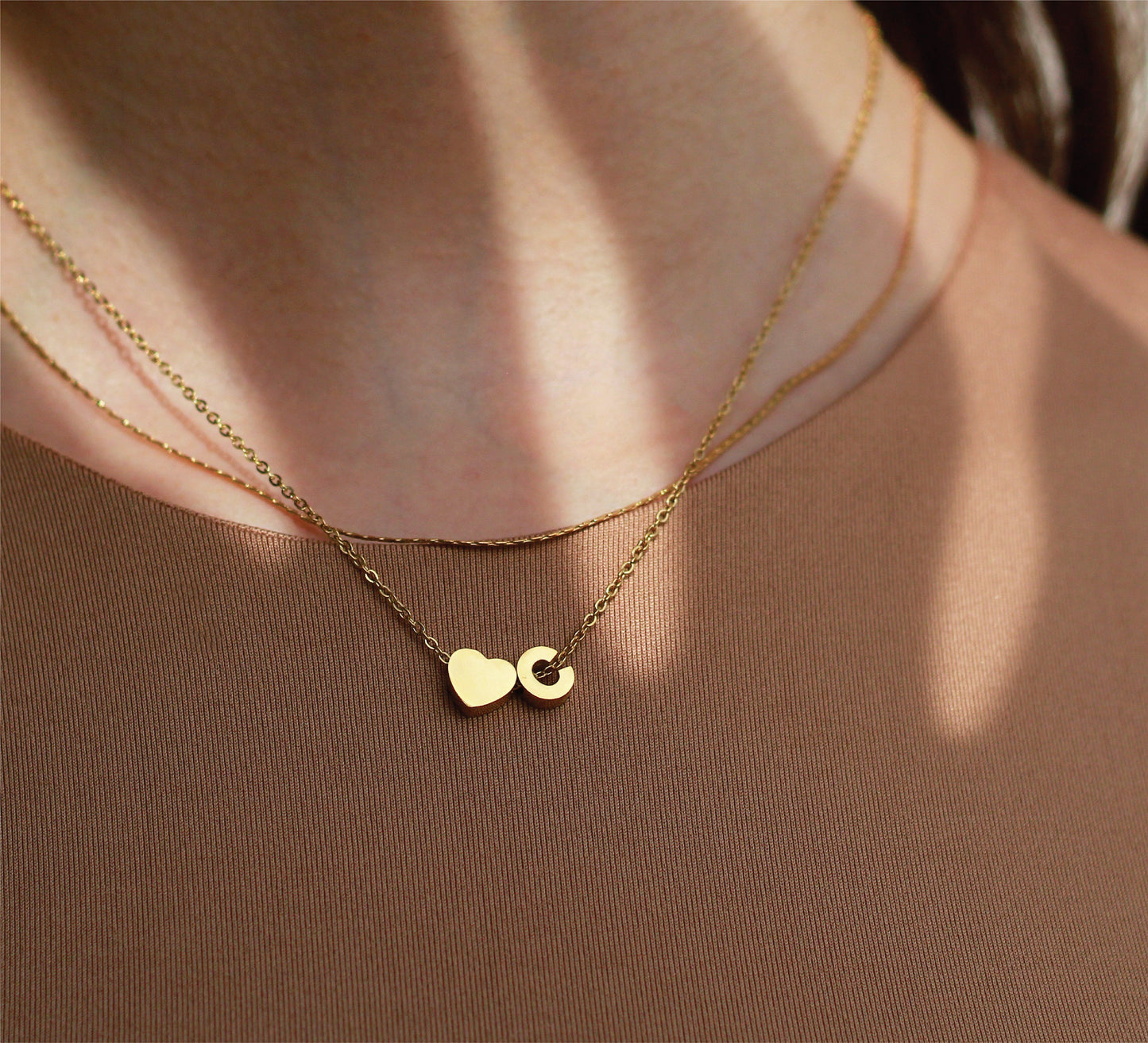 COLLAR INICIAL + CORAZÓN
