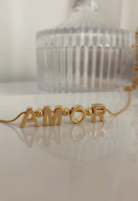 COLLAR NOMBRE PERSONALIZADO