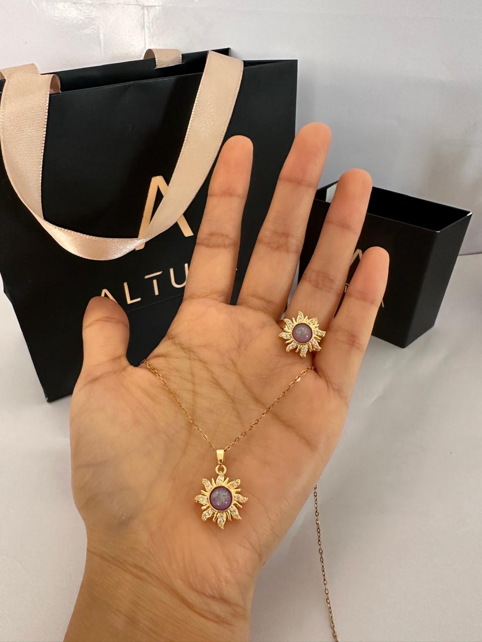 SET SOL RAPUNZEL: COLLAR + ANILLO GIRATORIO