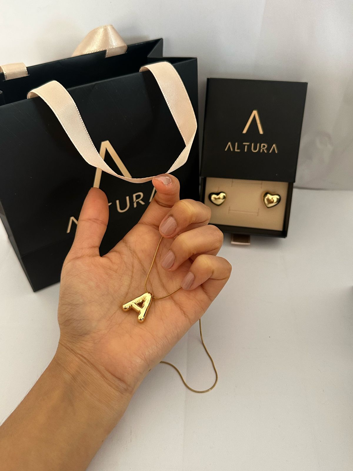 SET INICIAL DE AMOR: COLLAR + ARETES
