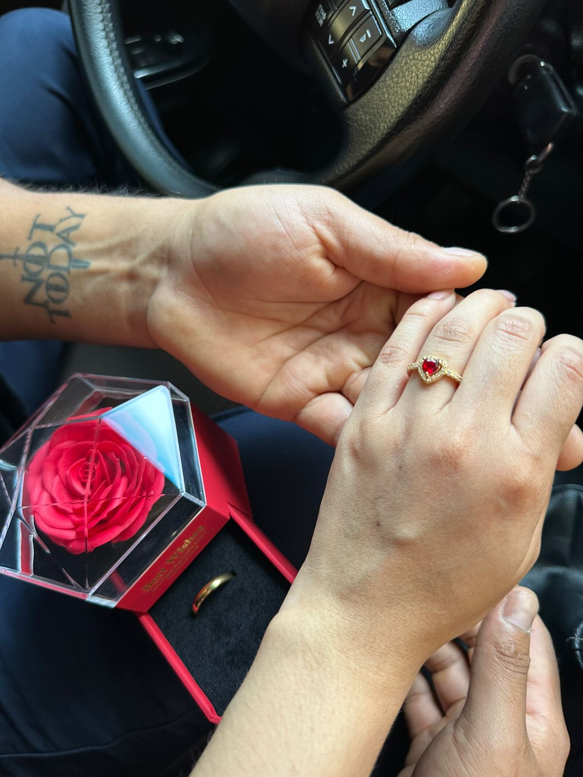 ANILLO PROMESA RED HEART