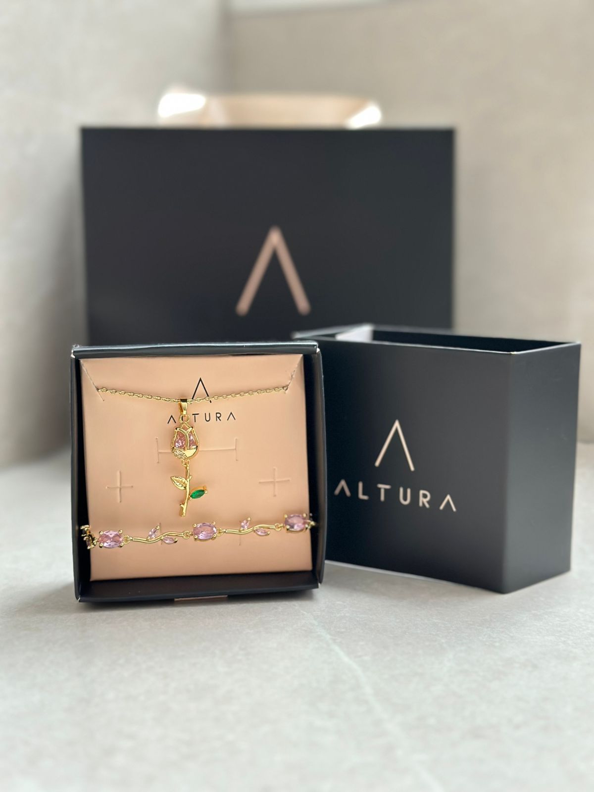 SET TULIPAN: COLLAR + BRAZALETE