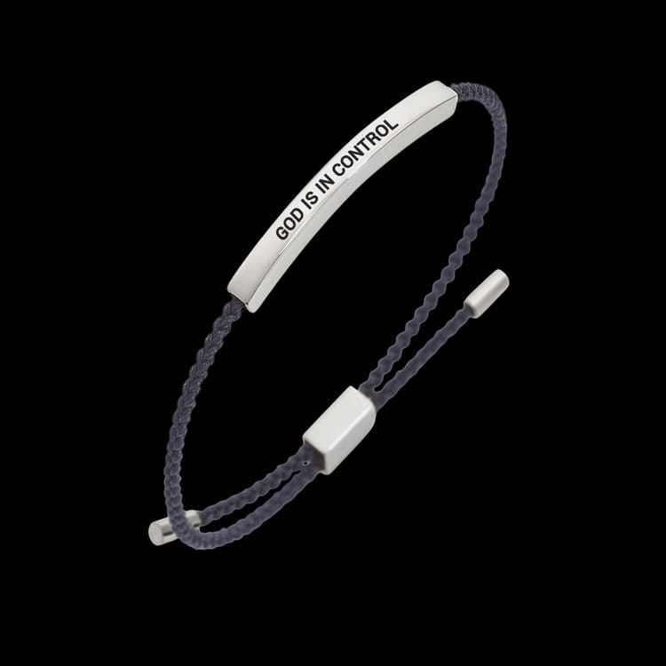 PULSERA: GOD IS IN CONTROL