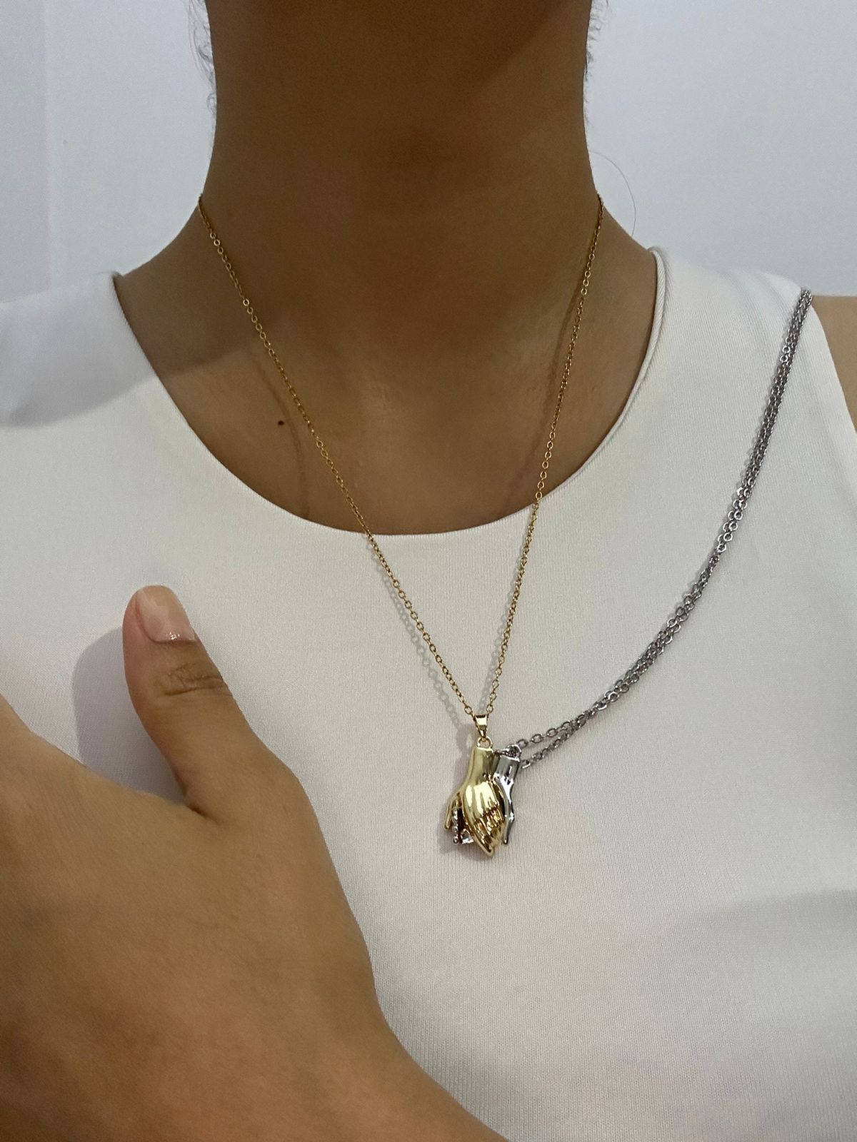 COLLAR PAREJA MANOS UNIDAS
