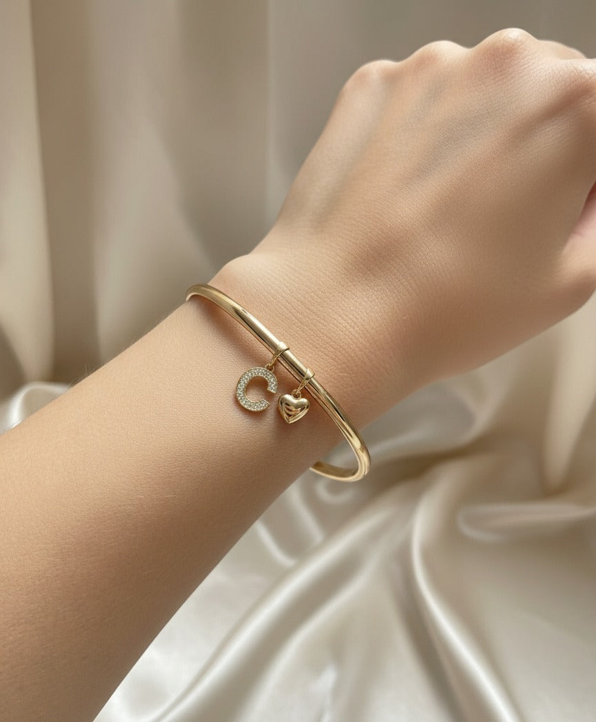 BRAZALETE: INICIAL + CORAZÓN