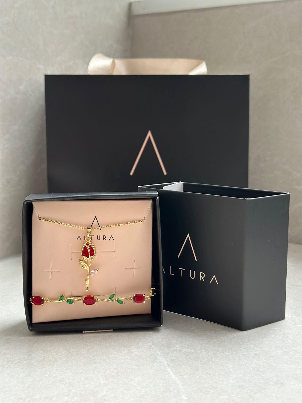 SET TULIPAN: COLLAR + BRAZALETE