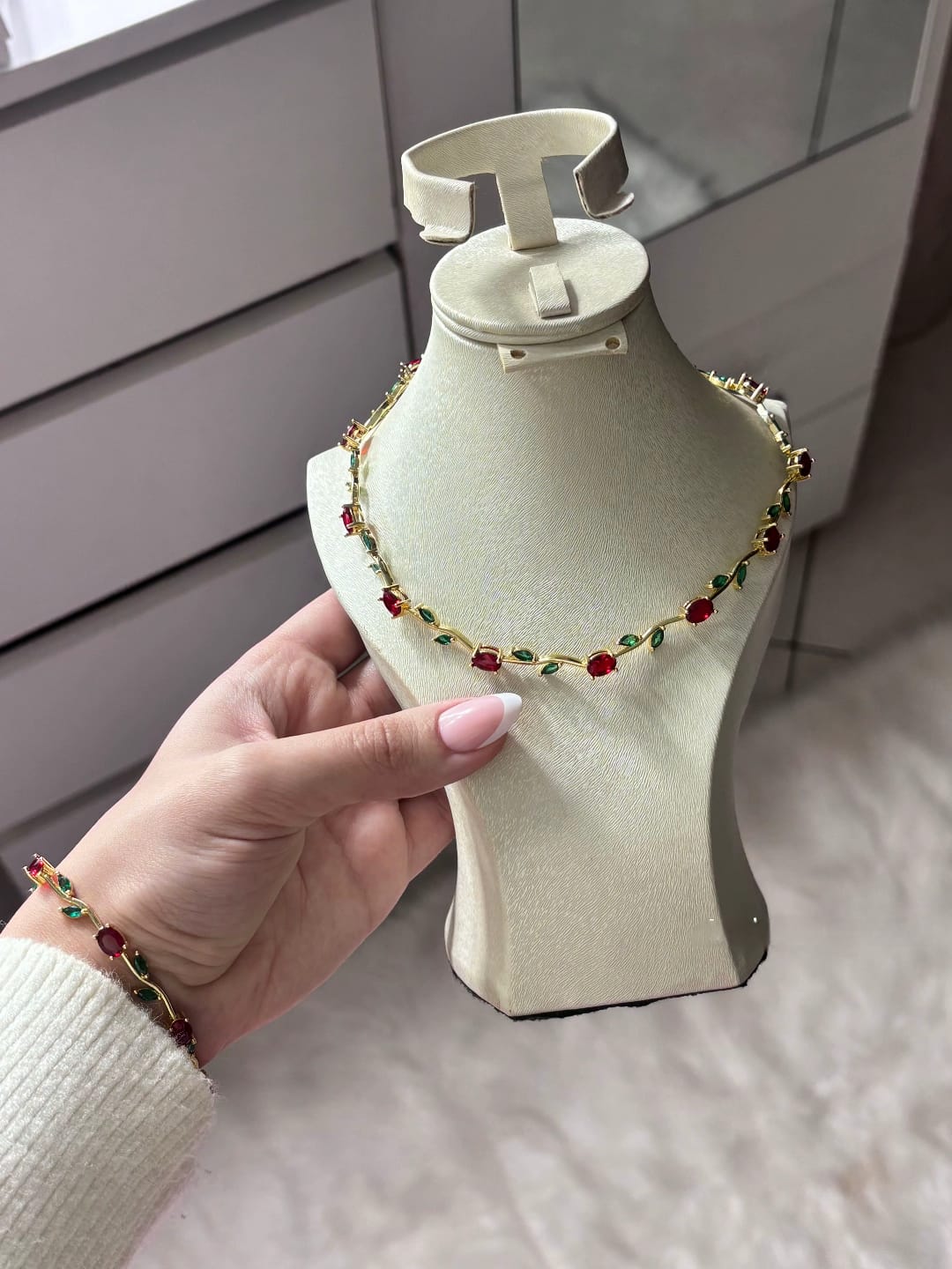 COLLAR TULIPAN + BRAZALETE (REGALO)