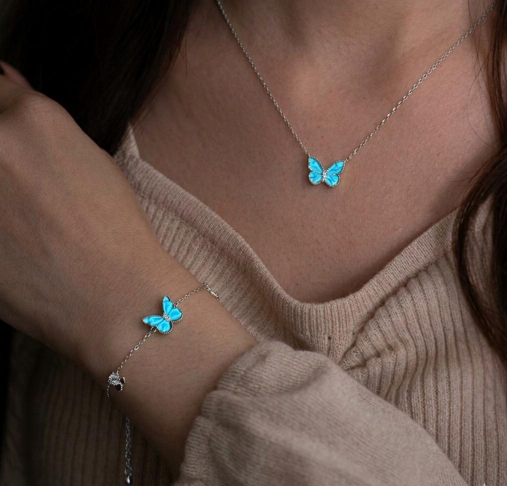 SET MARIPOSA LUMINOSA: COLLAR + PULSERA
